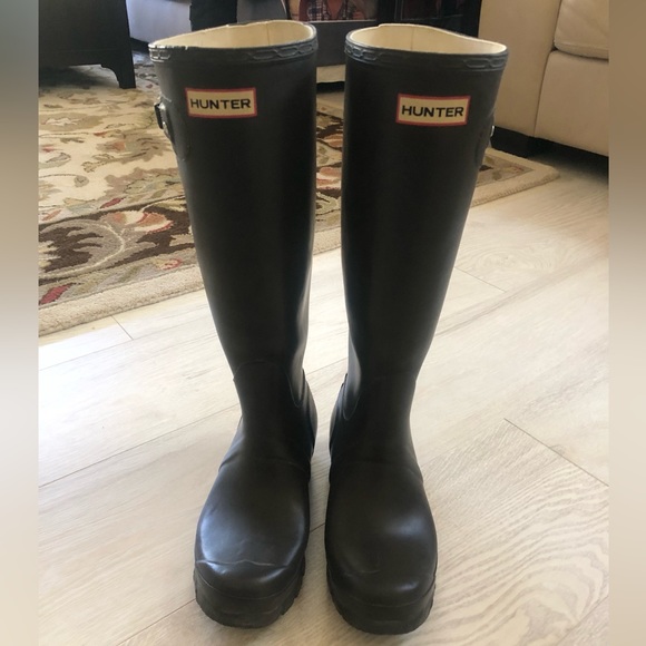 Hunter Original Tall Matte Black Waterproof Rain Boots - Picture 11 of 16